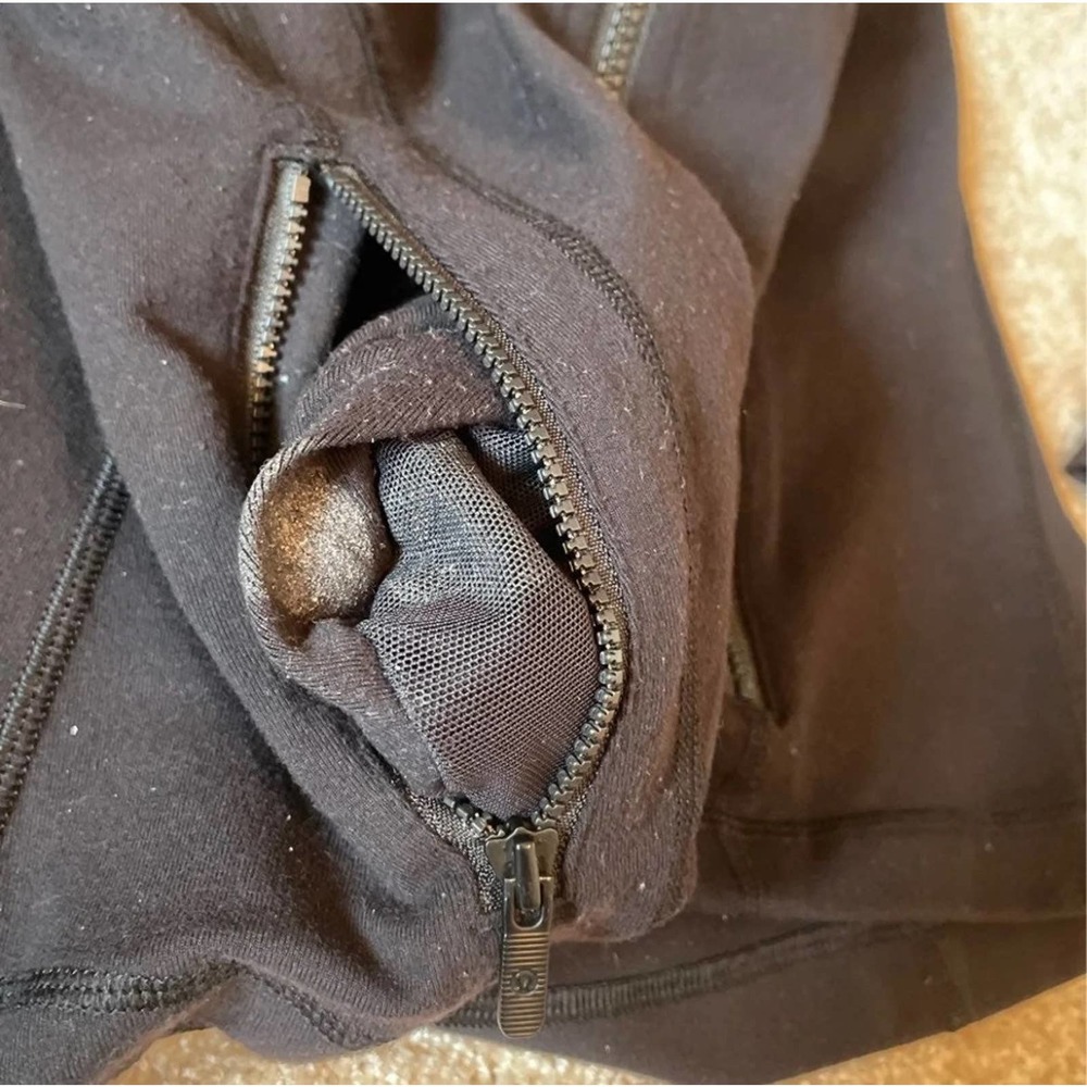 SOLD- Lululemon Black Define Jacket Women Size 10 Luon - Picture 5 of 10